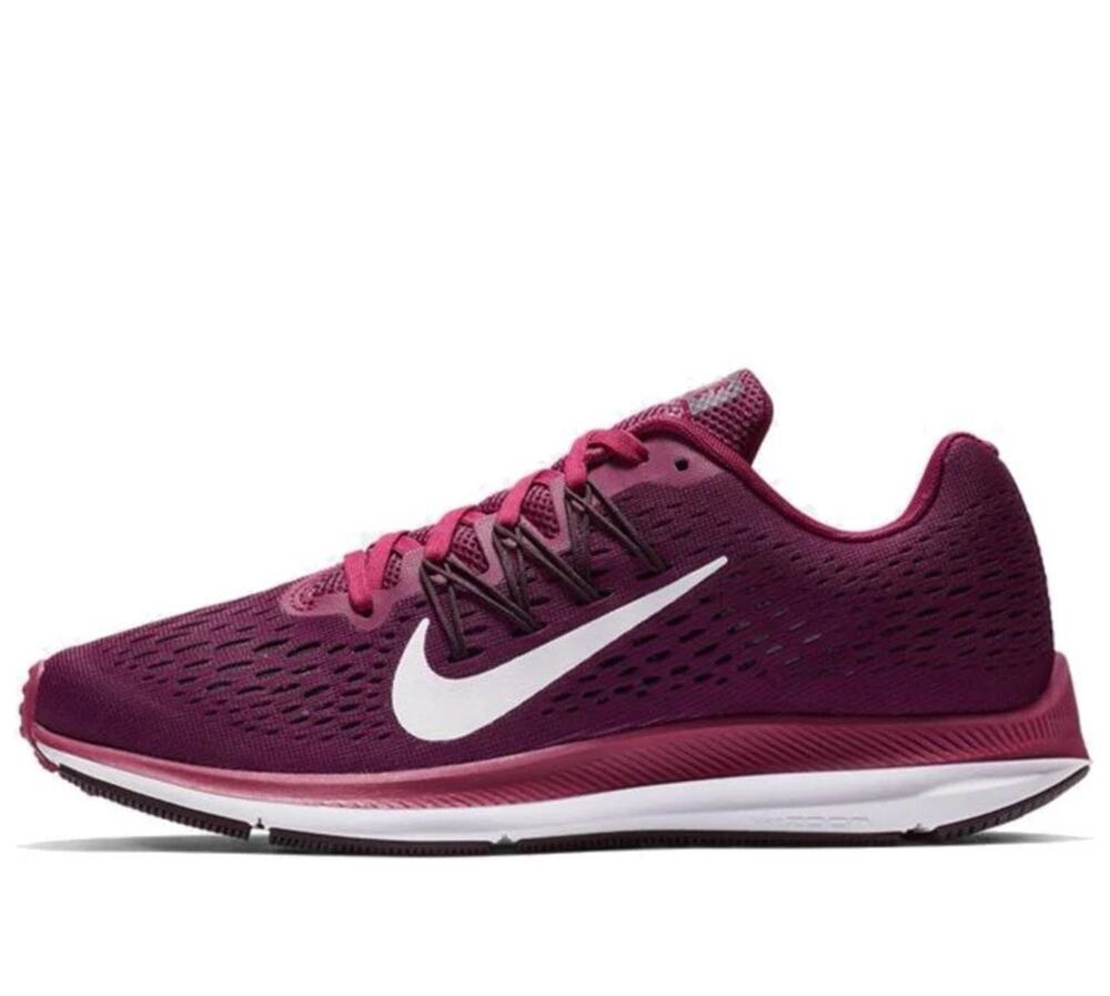 Nike Zoom Winflo 5 in True Berry Purple Sneakers 7.5 Womens Pink Purple Sneakers